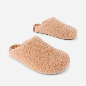 INTENTIONALLY BLANK Tan Fuzzy Slippers